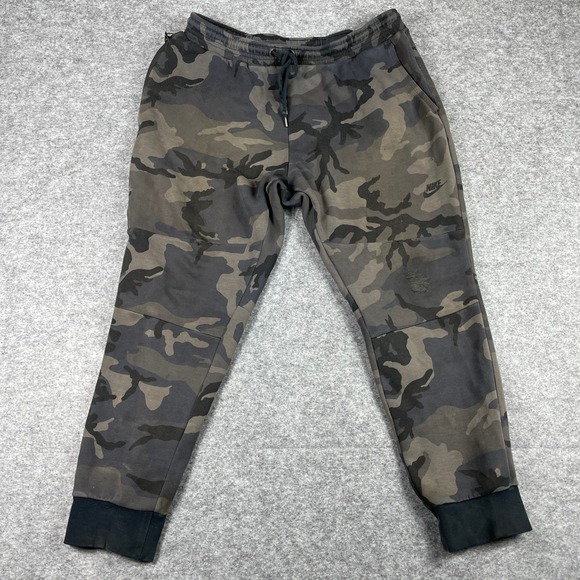 Nike Other - Nike Joggers Mens XXL Grey Camo Tech Fleece Tapered Sweatpants 715238-010